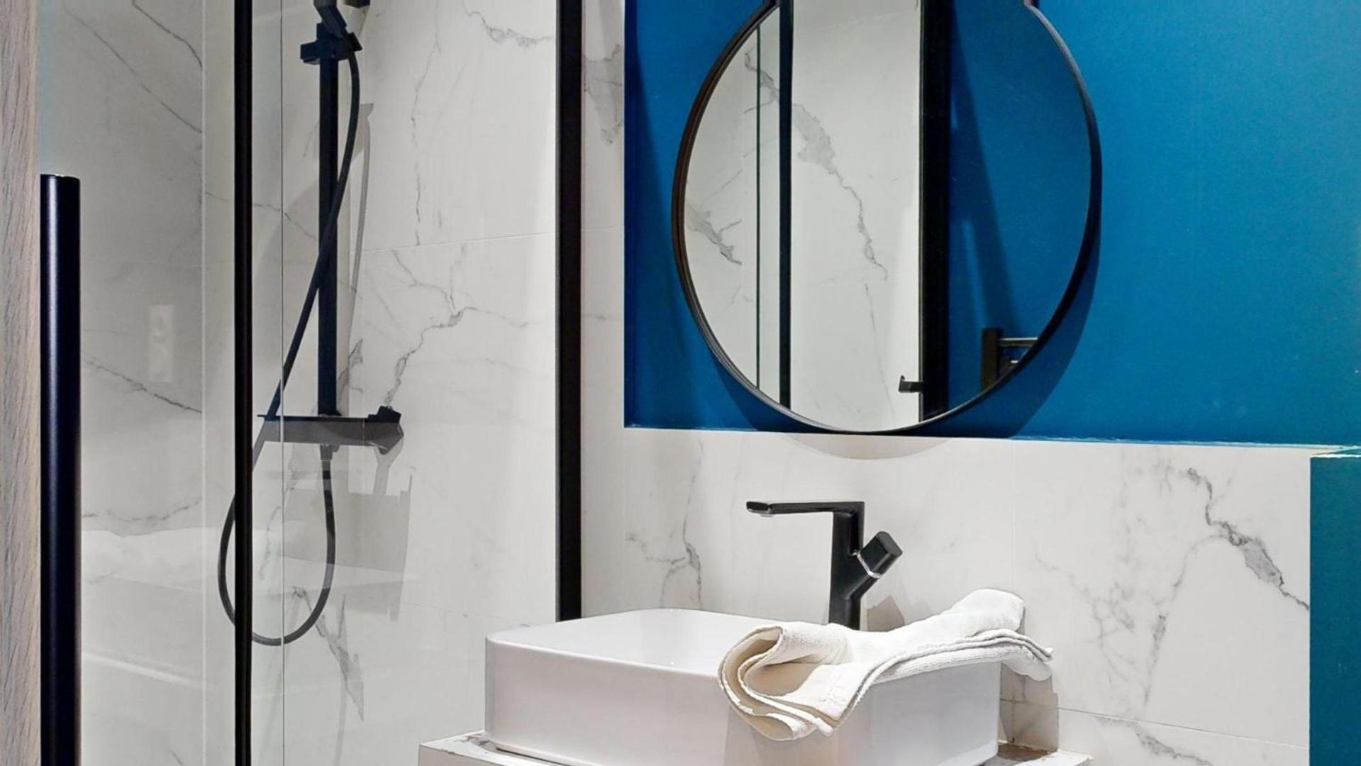 Bluestay 68 - Superbe A Appartement